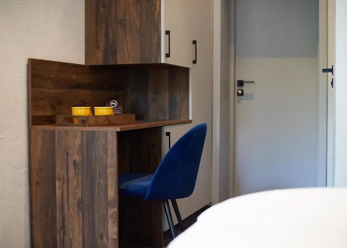 Buninn 3* Οδησσός