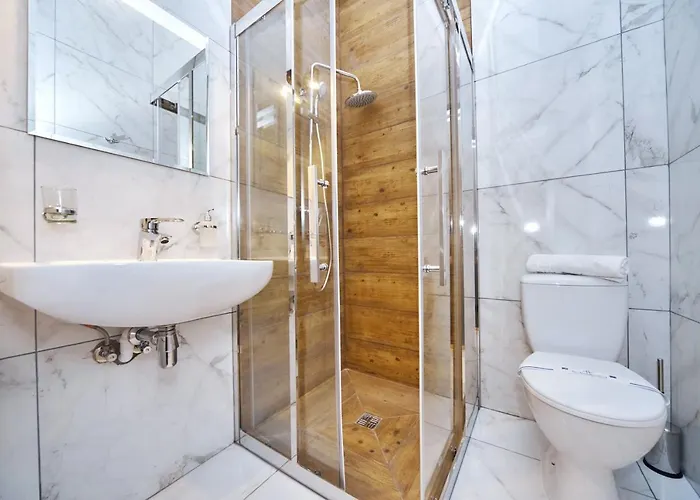 Buninn Lejlighedshotel 3*